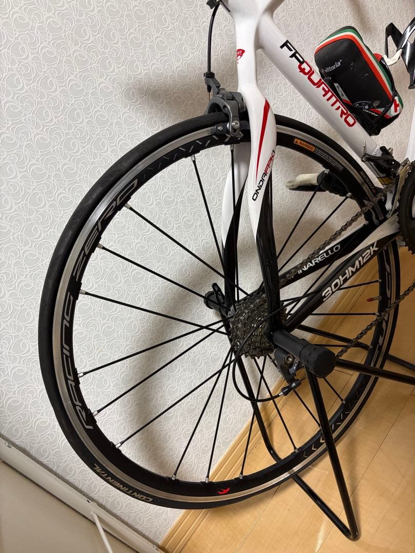 ピナレロPinarello FP QUATTRO Carbonサイコン　付き