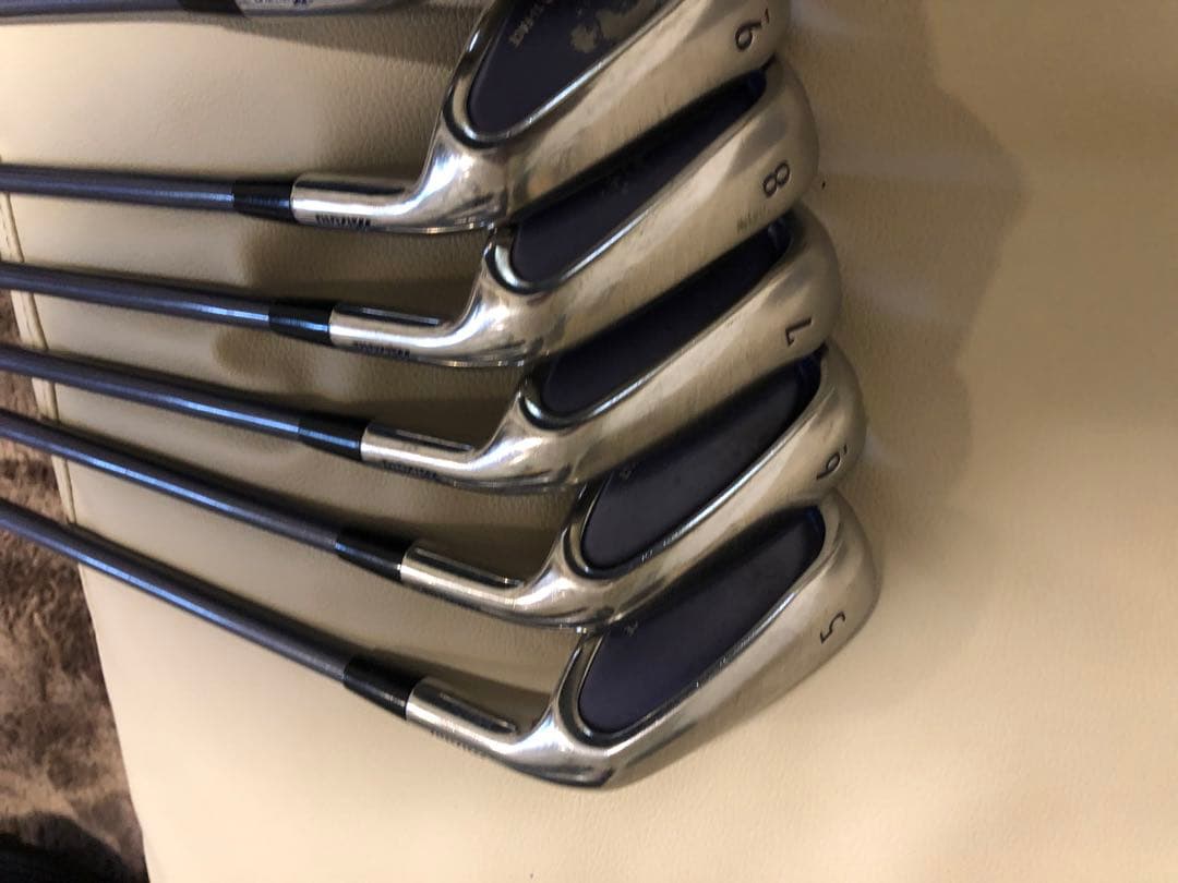 【送料込み】激安　レディースクラブフルセット　テーラーメイド　ゴルフバッグ付き