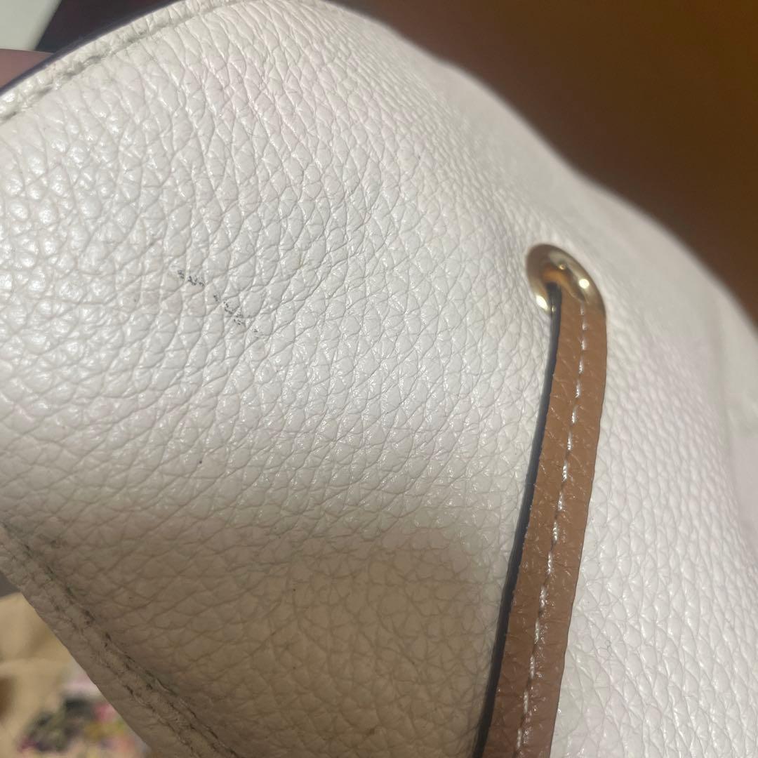 新品未使用（保管時の汚れ複数あり）COACHバック（匿名発送）