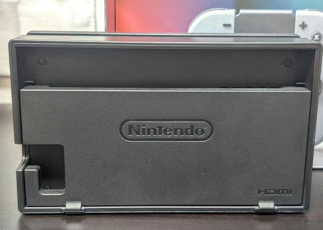 【中古】任天堂Switch本体 + プロコントローラー（おまけ付き）動作確認済み