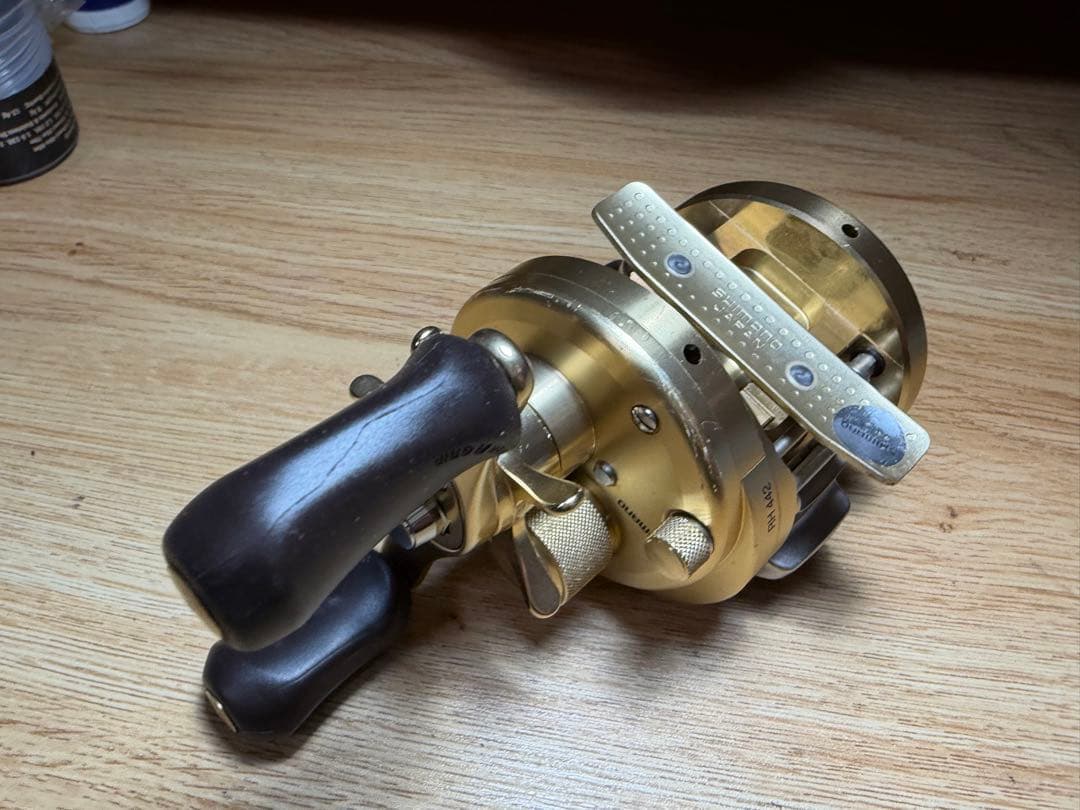 シマノ 01カルカッタコンクエスト100