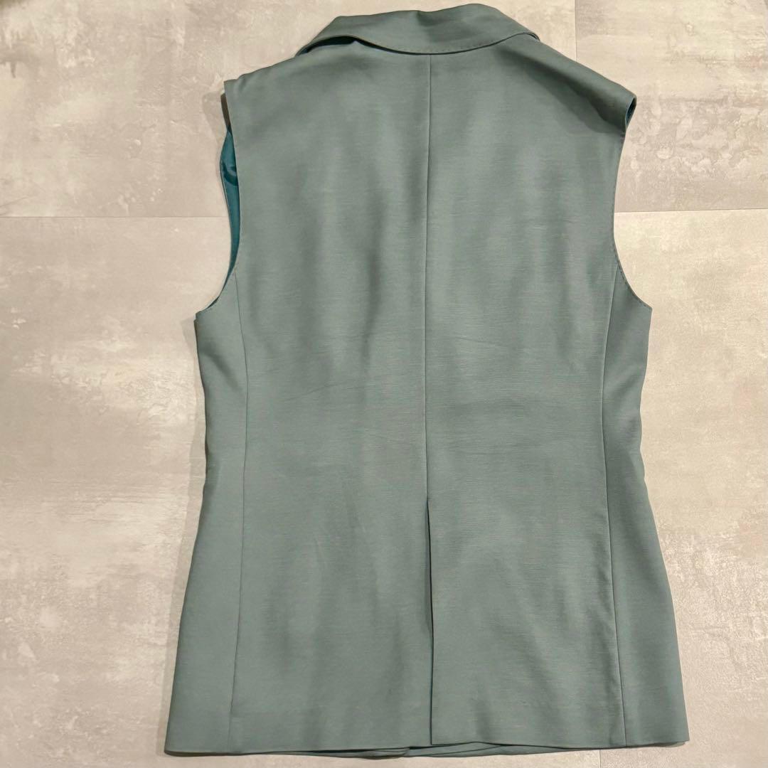 お値下げ〈美品〉TOMORROWLAND ストレッチダブルブレストジレ