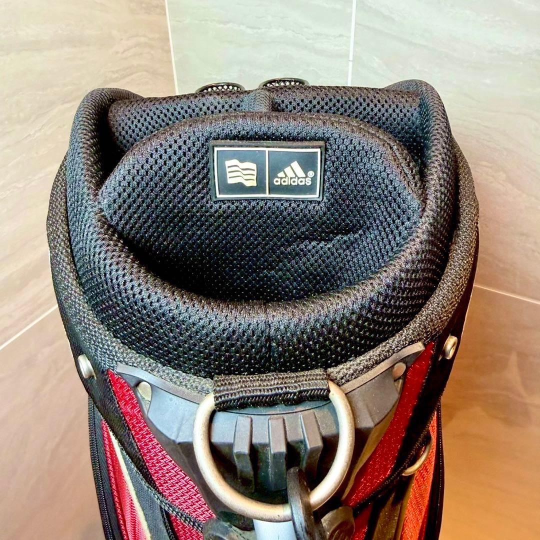 アディダス　キャディバッグ 9.0型　レッド　クラブプロテクター付き