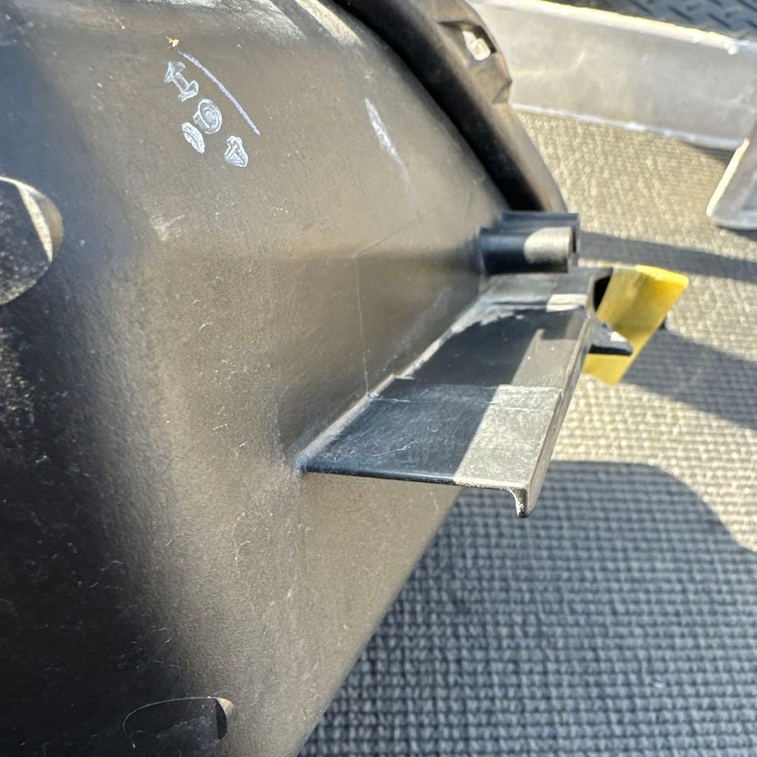 トヨタ　プリウス　30 後期　LEDヘッドライト　ヘッドランプ左右セット中古品