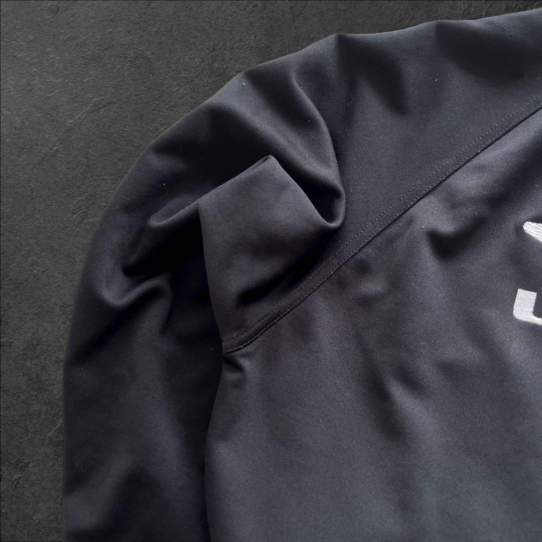 00s umbro チェルシー　短丈　トラックジャケット　黒　L 刺繍