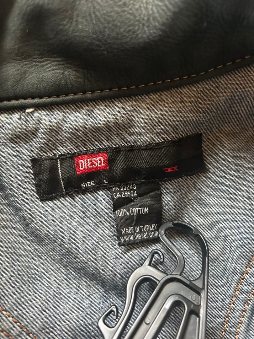 DIESEL ディーゼル　デニムジャケット　レザー切り替え　ダメージ加工　L