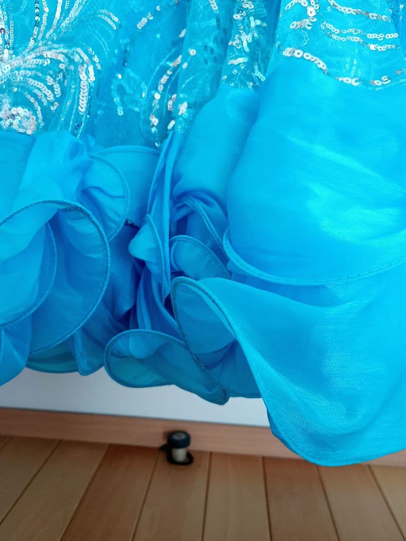 社交ダンス衣装ロングドレスブルー　スパンコール　オーロラストーン付裾3重フレアー