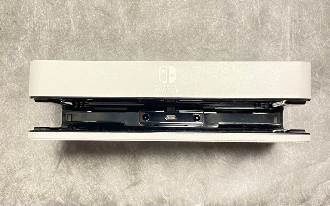 Switch (有機EL) & Joy-con & HORI製ハードケース