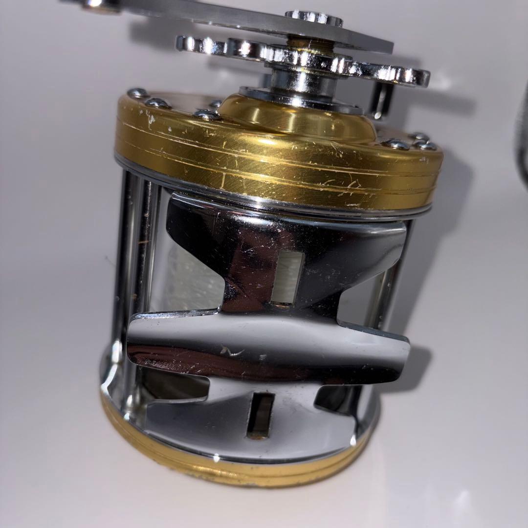 DAIWA ダイワ SeaLine 400 ベイトリール ゴールド 両軸リール