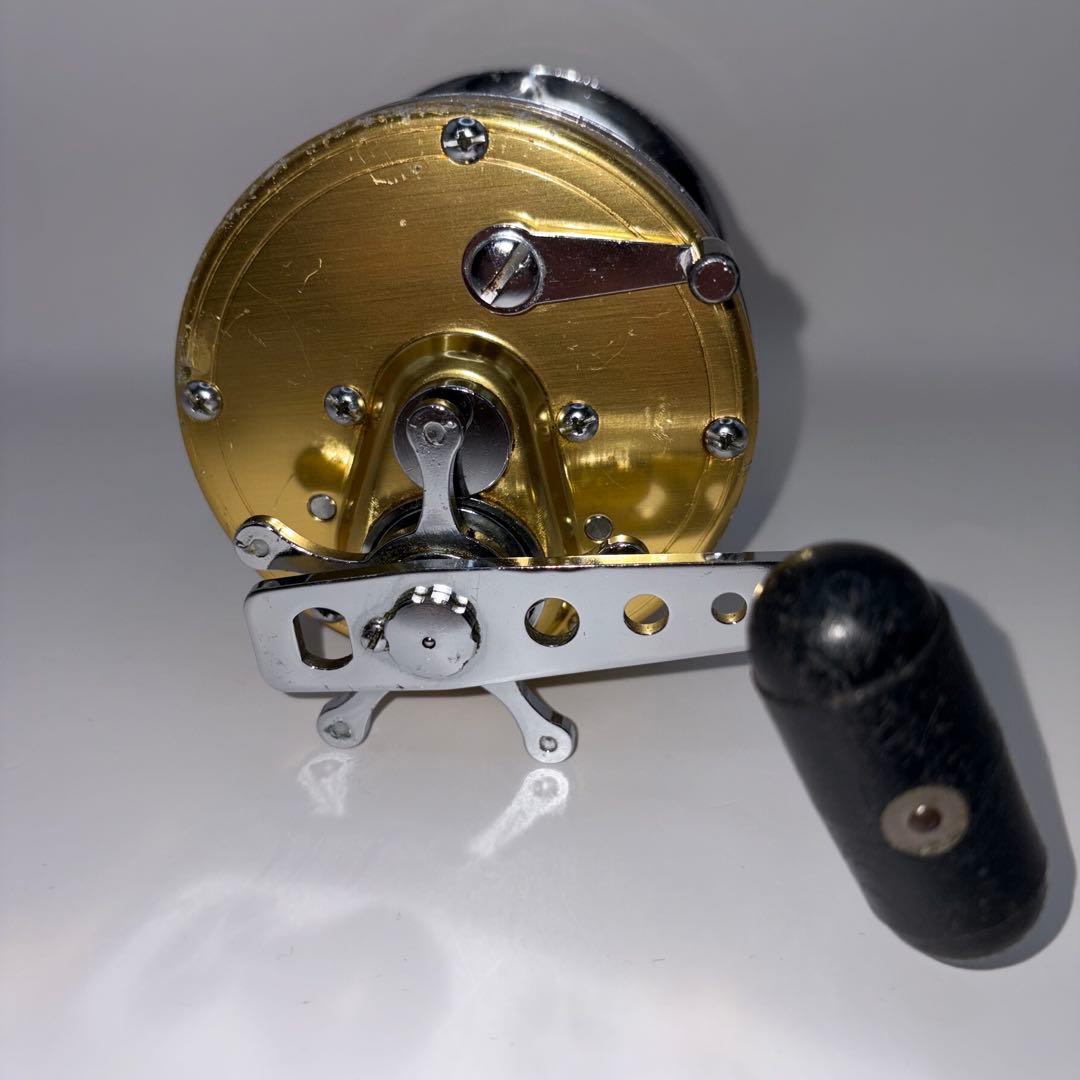 DAIWA ダイワ SeaLine 400 ベイトリール ゴールド 両軸リール