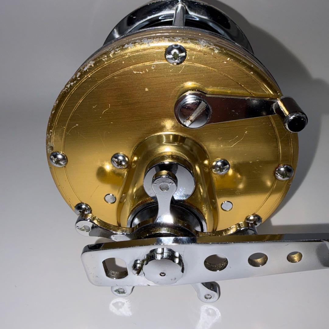 DAIWA ダイワ SeaLine 400 ベイトリール ゴールド 両軸リール