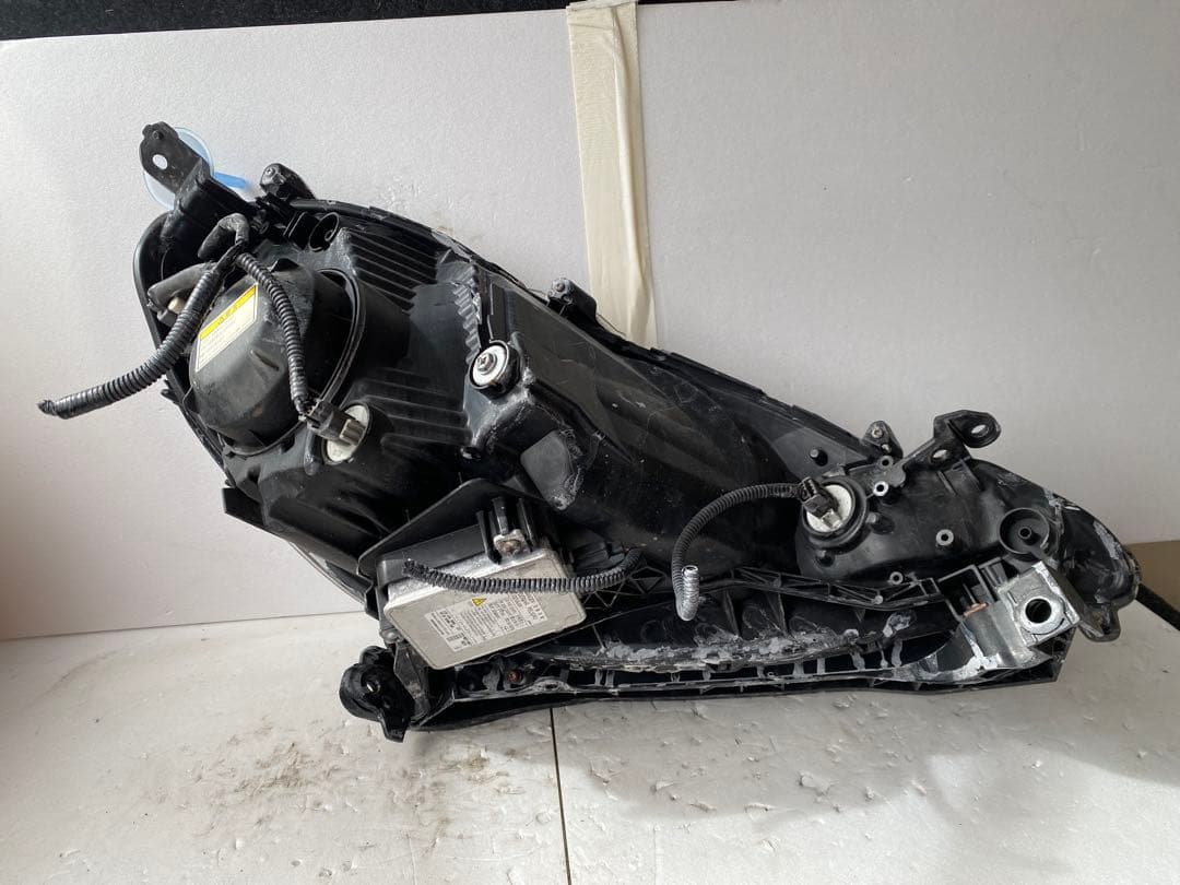 ホンダ フィット ハイブリッド（GP1 / GP4 系） 純正ヘッドライト　左右