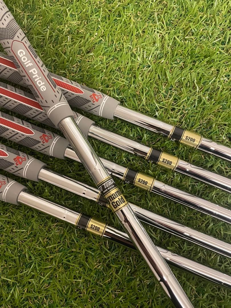 SRXON Z FORGED アイアン ６本　ダイナミックゴールド　S200