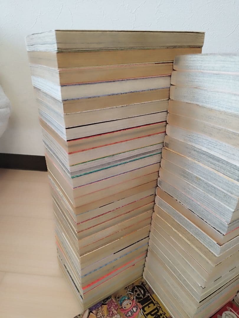 ワンピースONE PIECE　　 1巻〜114巻　全巻セット+公式ガイド本4冊