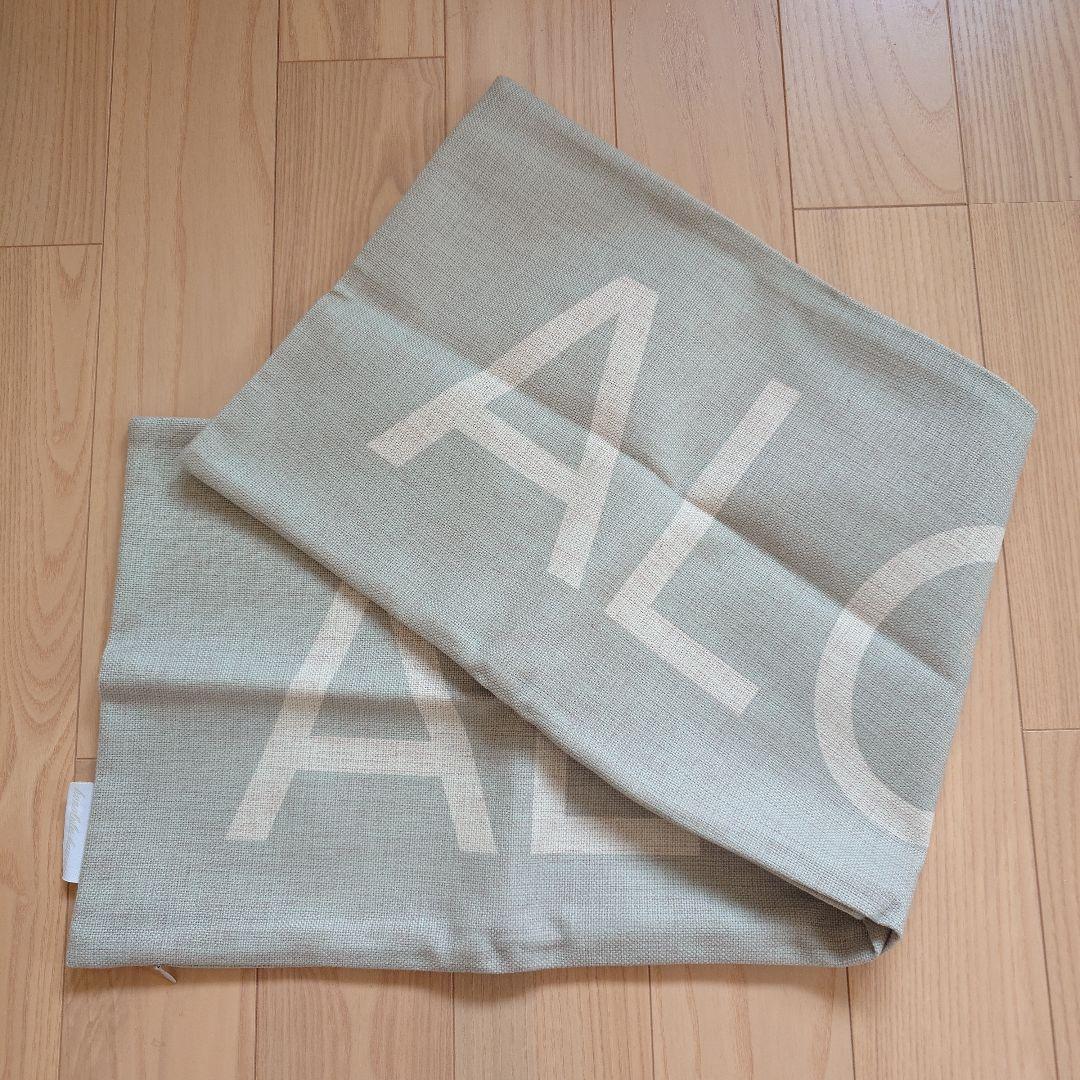 【新品未使用】 ハワイ SoHa Living クッションカバー ALOHA