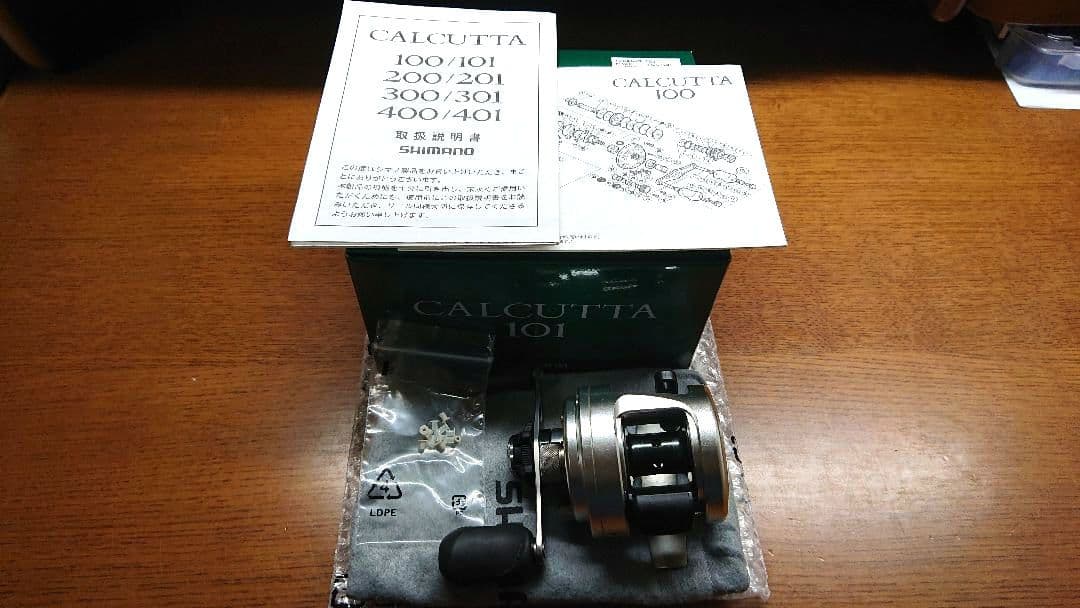 シマノ 12カルカッタ101 左巻き