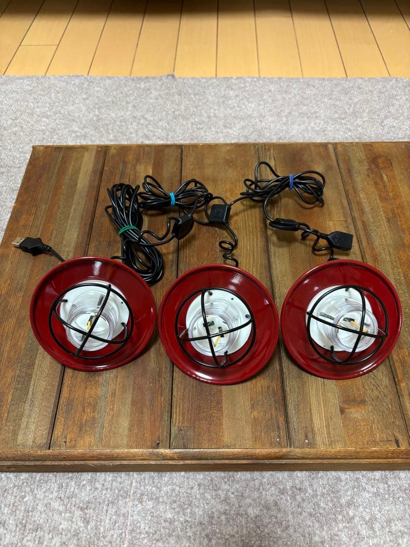 ベアボーンズ ランタン 3連 ストリングスライト　レッド