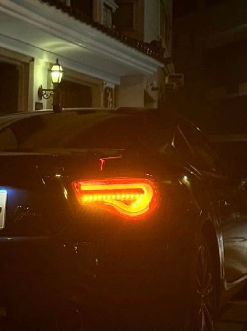 valentiテールランプ