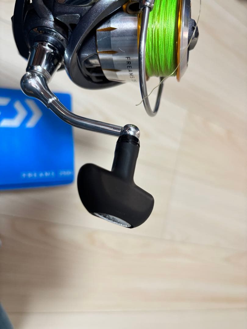 【美品】Daiwa フリームス 2500【ダイワ】