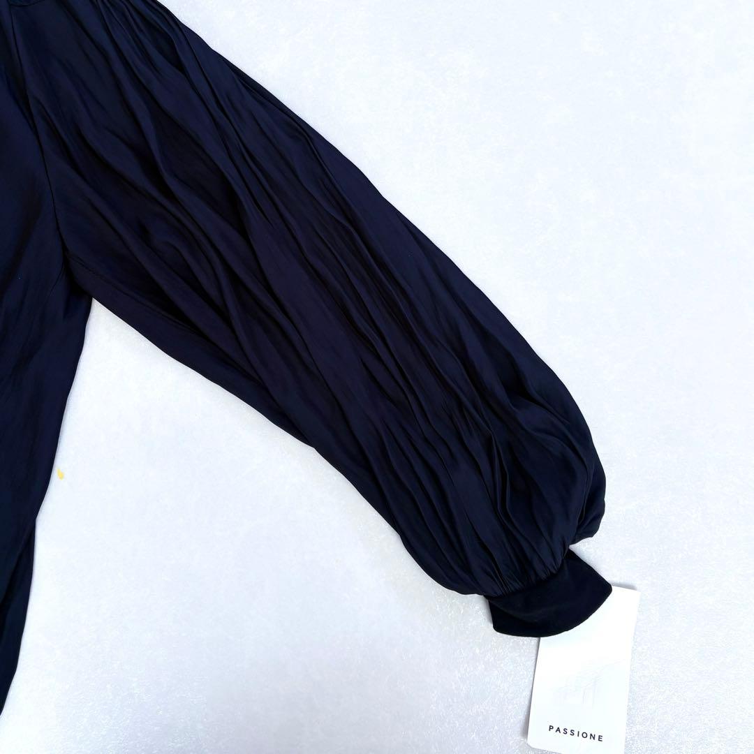 新品タグ付き　PASSIONE パシオーネ　ボリュームスリーブブラウス　ドレープ