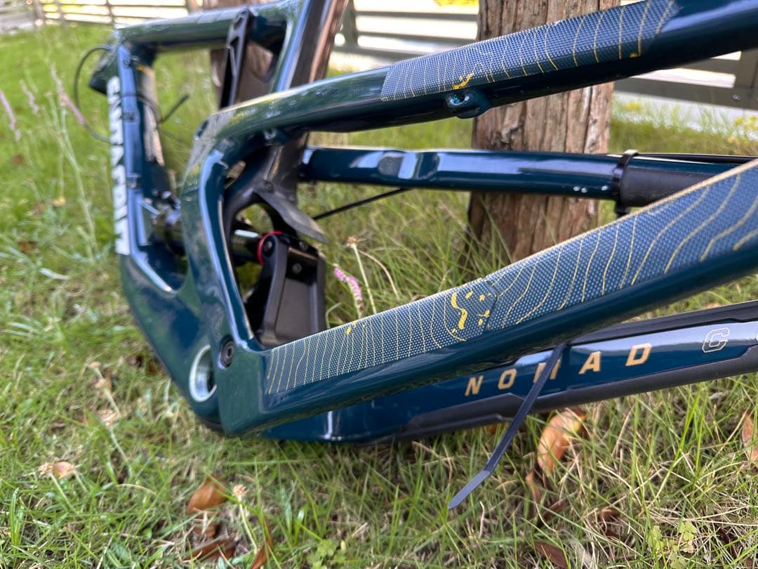 kaichi　SANTACRUZ NOMAD CC 2019カーボンフレー