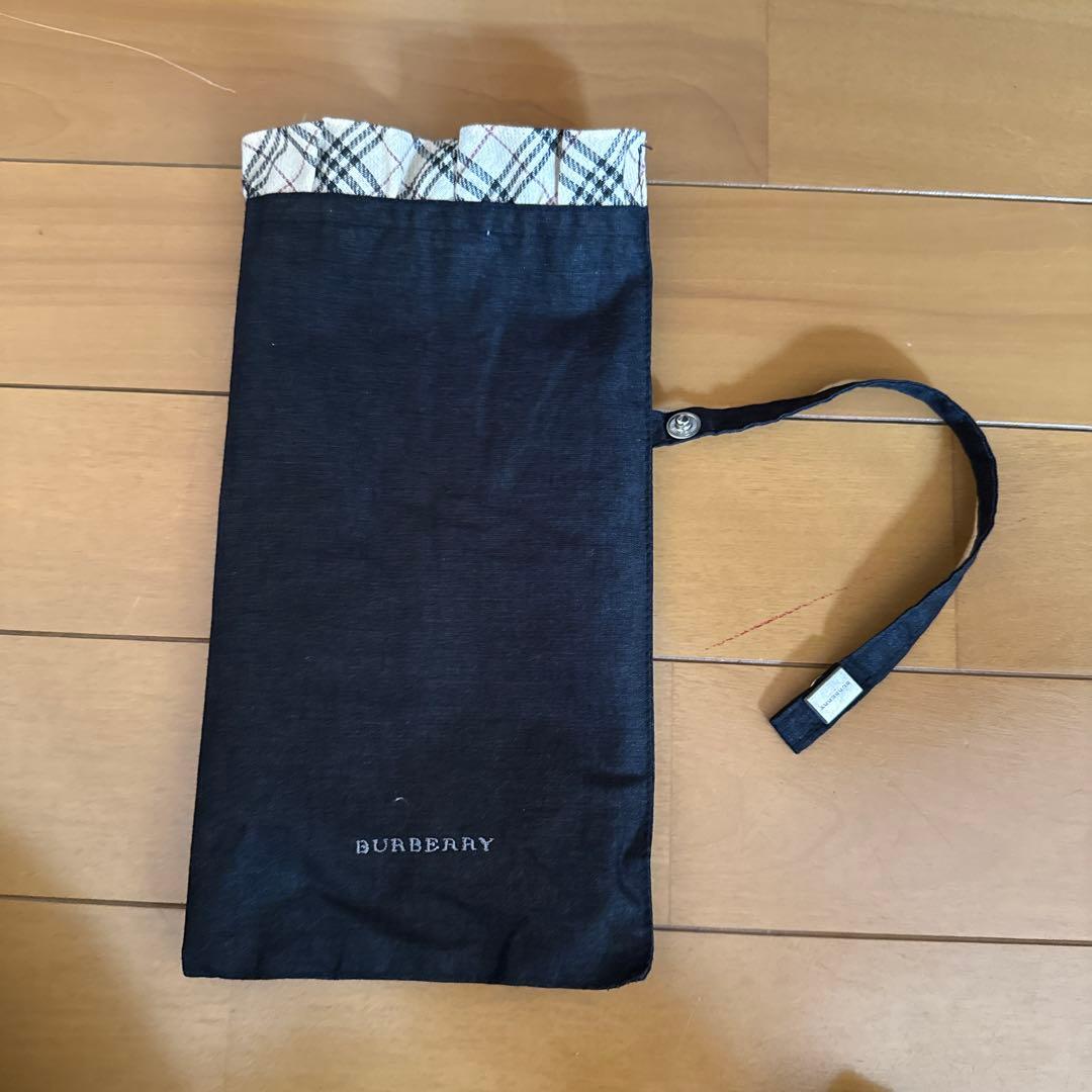 【美品 】バーバリー BURBERRY フリル 折り畳み傘 日傘 黒