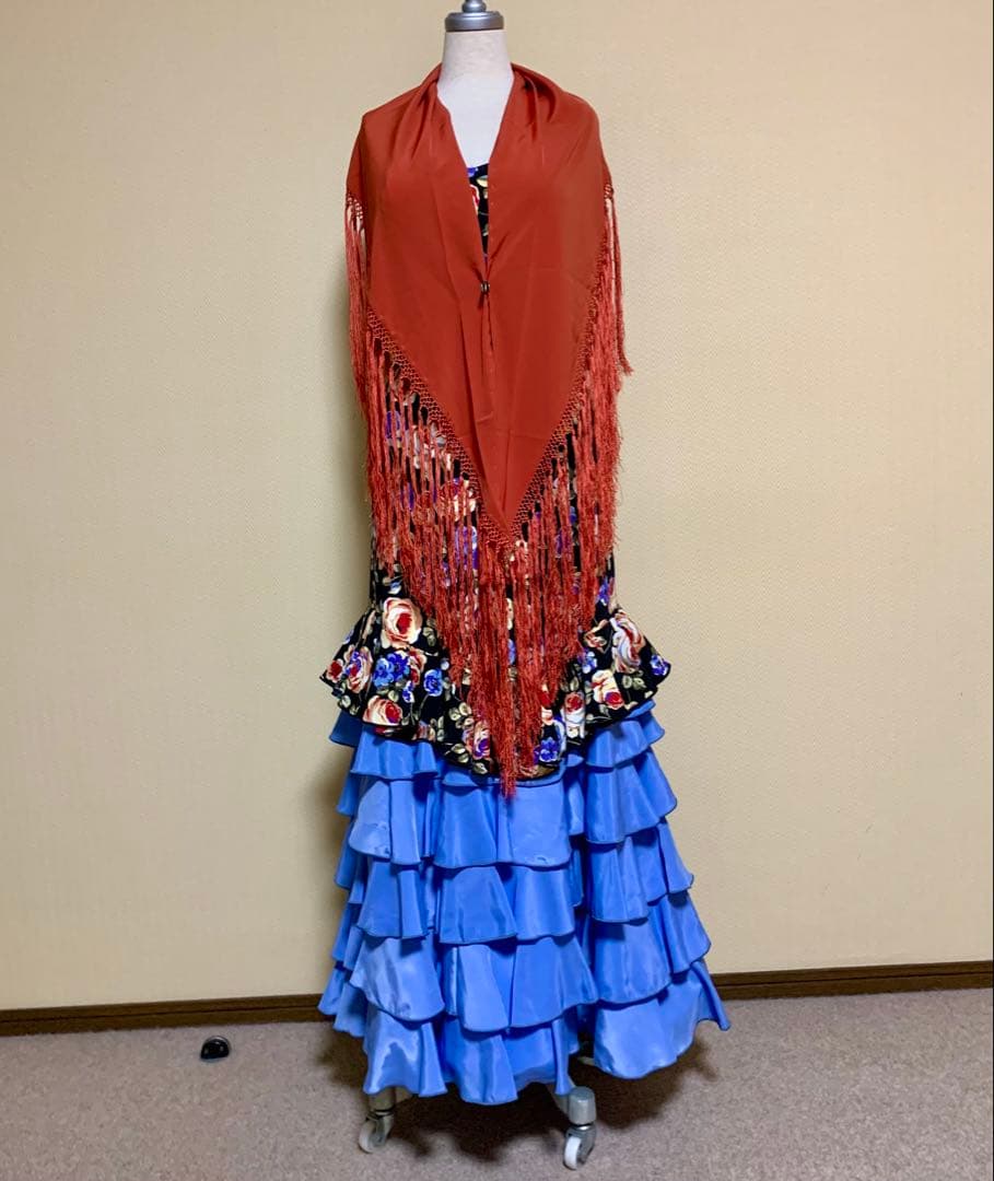 フラメンコ衣装　スペイン製ツーピース、ベルト付き