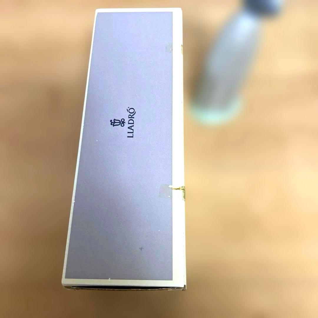 LLADRO リヤドロ 人形　子羊を抱く少女