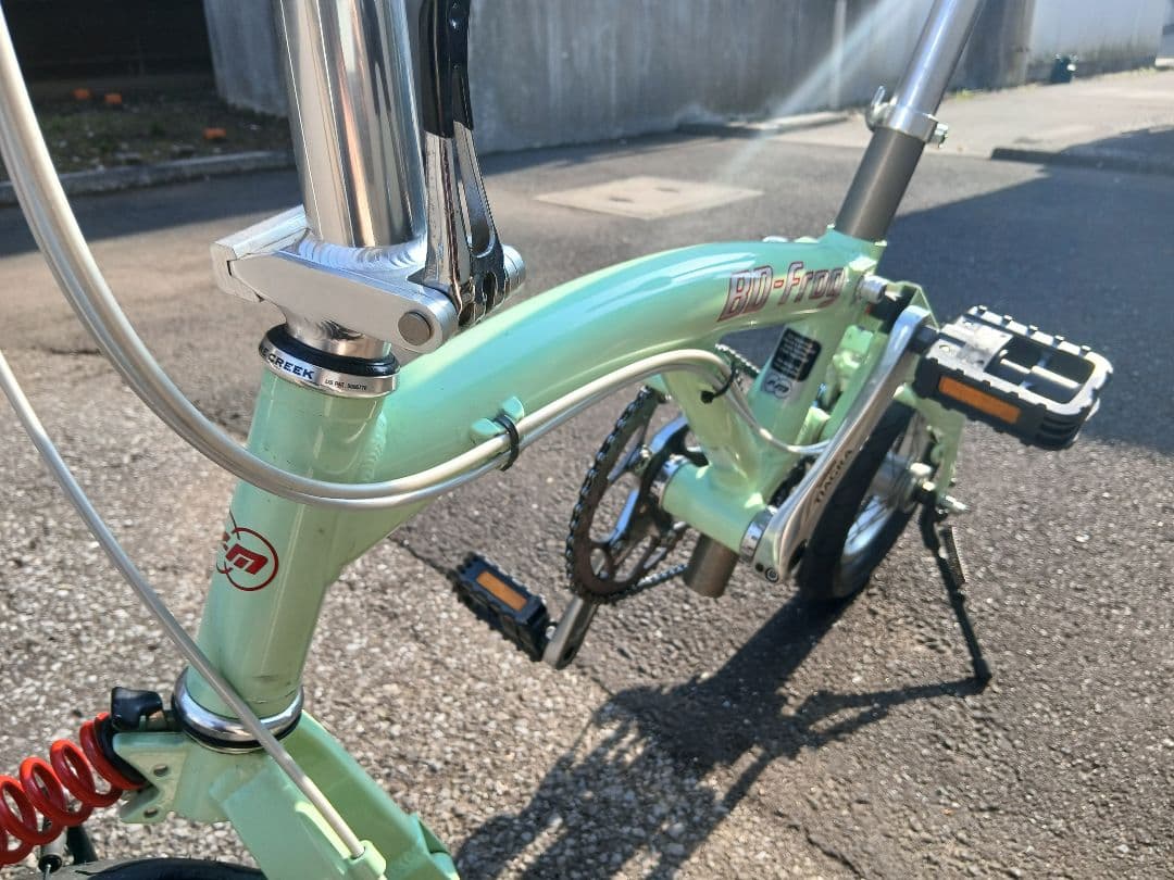 折り畳み自転車　BD -フロッグ