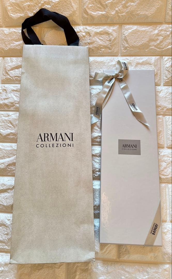 【新品未使用】美品✨ARMANI COLLEZIONI ネクタイ 紫 タグ付き