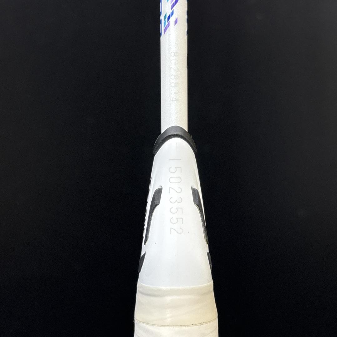YONEX　ASTROX　02　CLEAR　バトミントンラケット　ガット無し