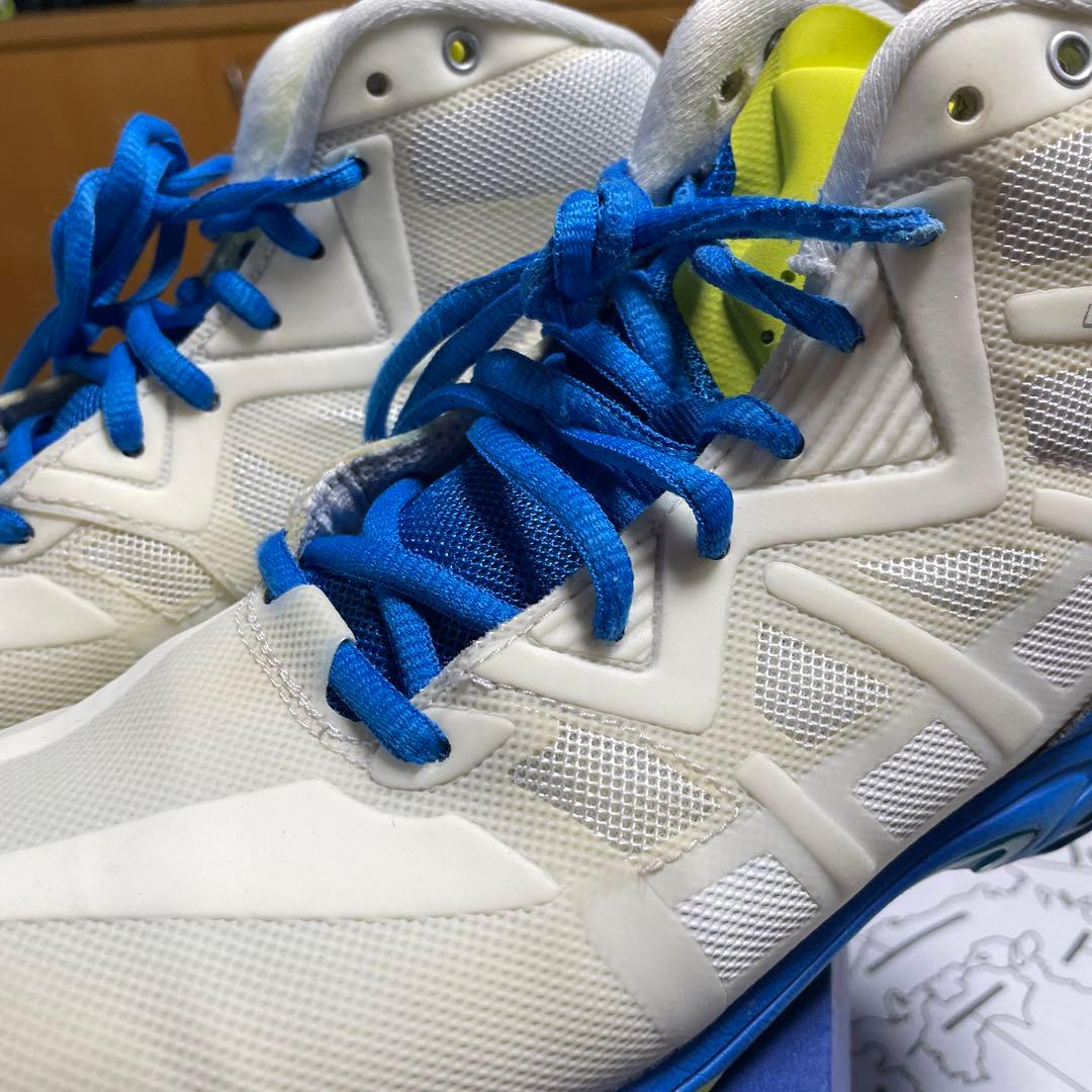 MIZUNO ウェーブダイバーズ　限定品　サイズ24