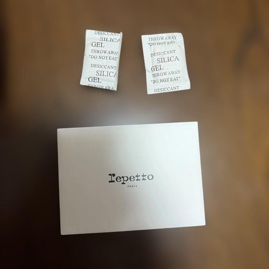 Repetto ダウンバック　リリー　バレエレッスンバッグ ブラック　ダウン素材