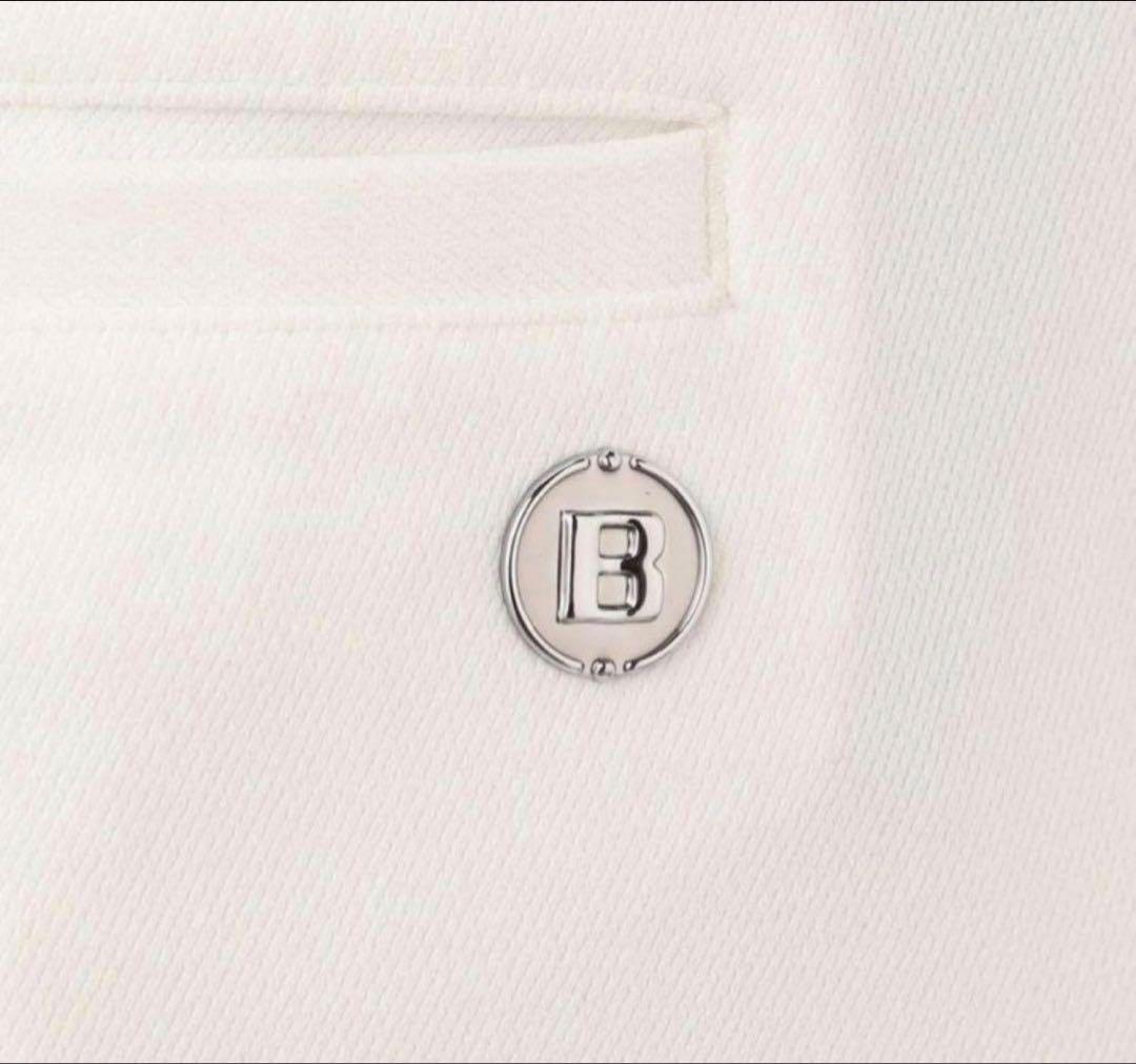 定番　スリムパンツ　白　サイズXS 春夏　ストレッチ　新品タグ付　レディース