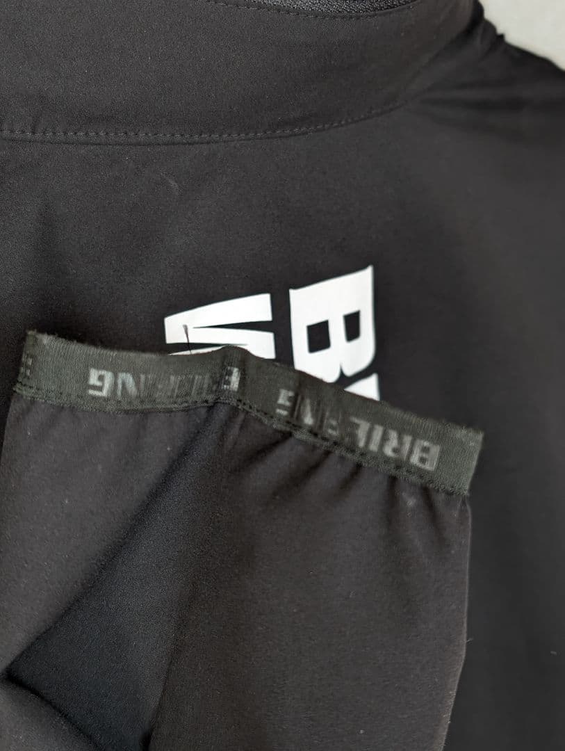 【L】BRIEFING WIND AND SEA ジャケット　ブラック　ゴルフ