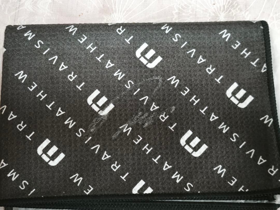 新品非売品 石川遼サイン入 Travis Mathew トラビスマシュー タオル