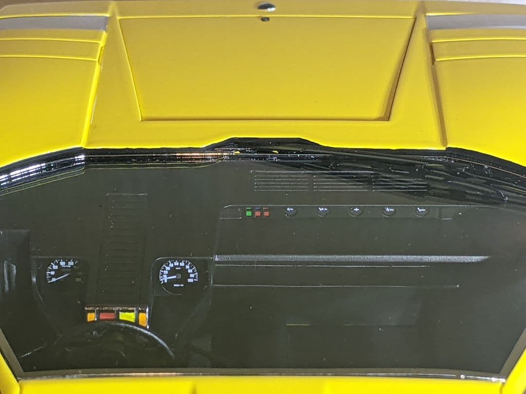 1/18 アイドロン カウンタックLP500 後期型 1971