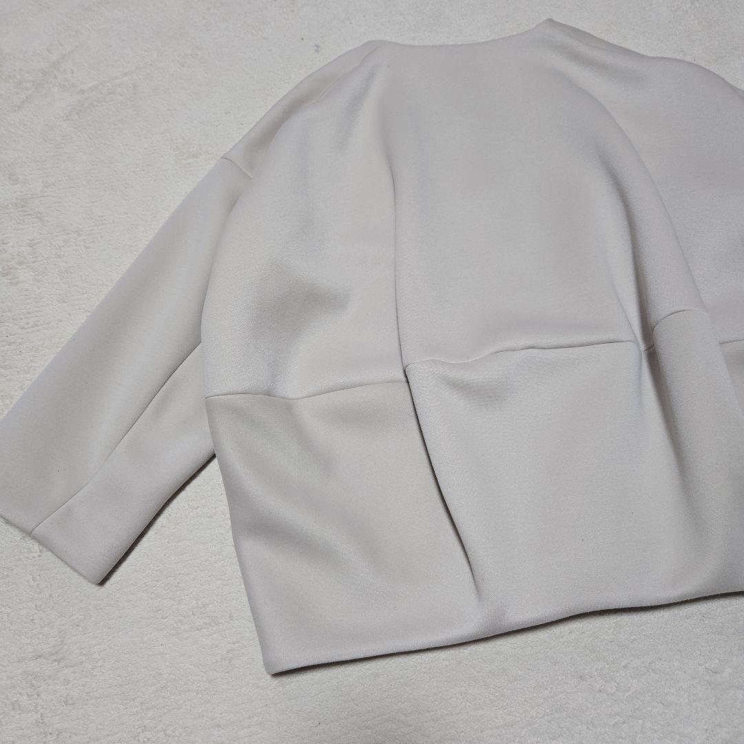 ビアズリー　うしろぷっくりダンボールショートコート