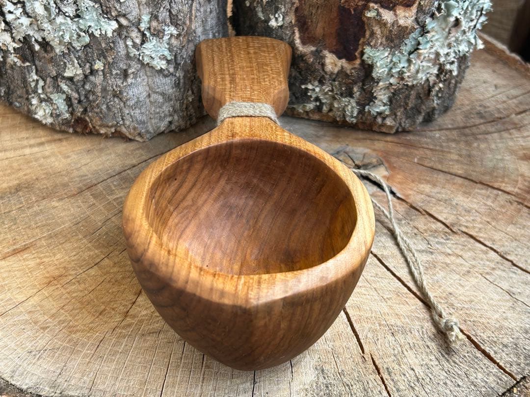 Mt.OM ククサ　山桜　手彫り　一点もの