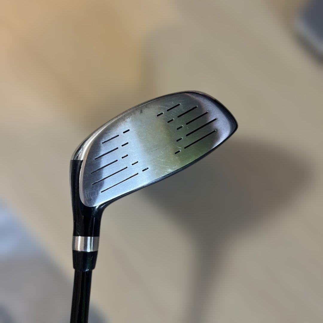 キャロウェイSTRATA ULTIMATE ゴルフクラブセット4本ユーティリティ