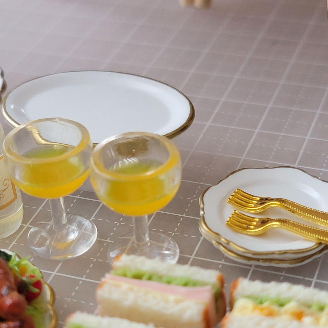 ミニチュアフード パーティーフードセット ～ダイニングテーブルセット付き～