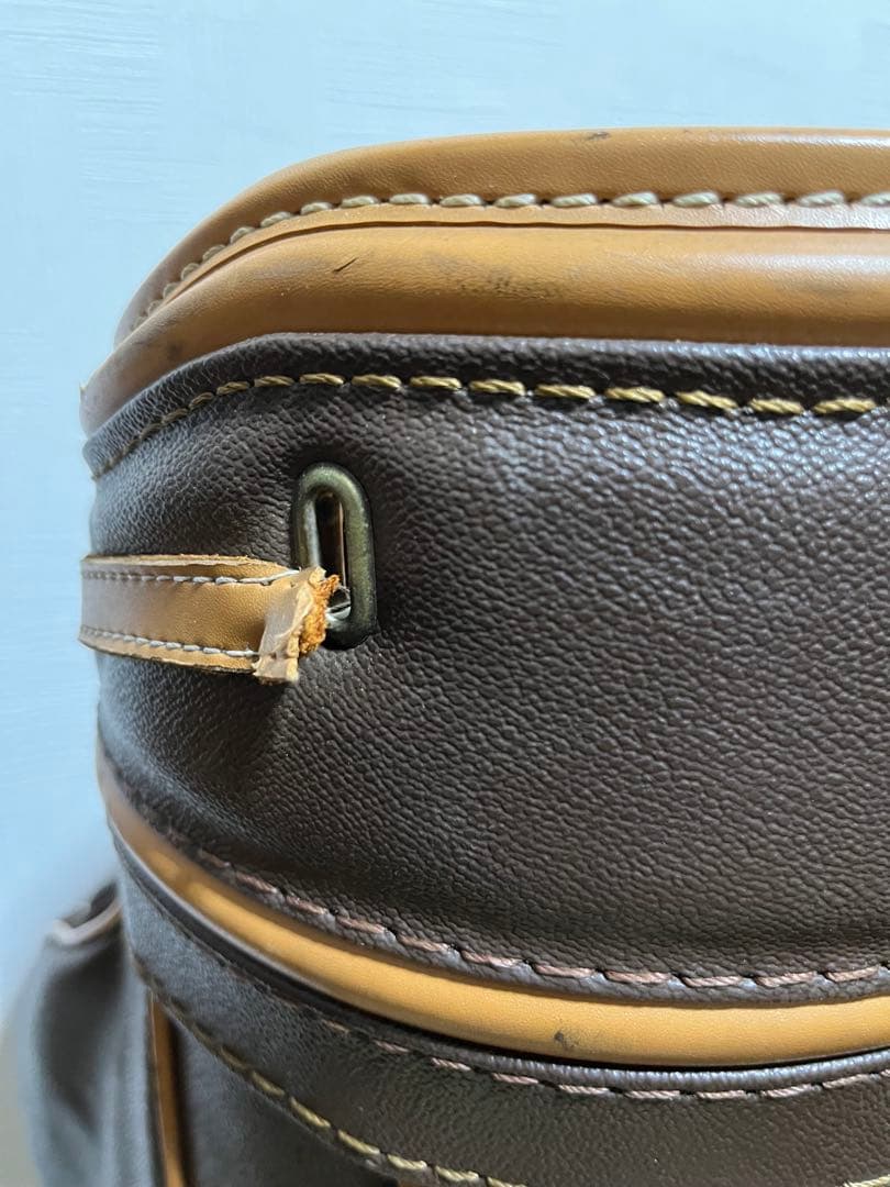 稀少！合成皮革 ！TRUSSARDI　トラサルディ　キャディバッグ