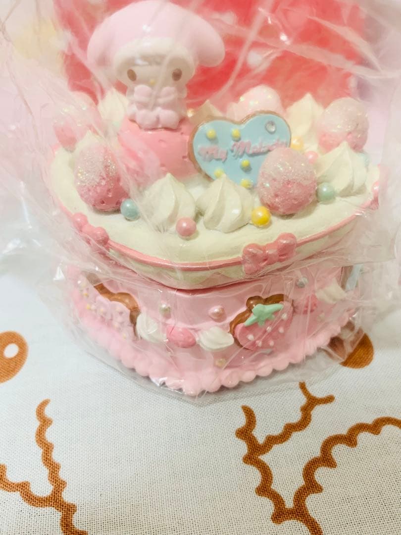 マイメロディ ケーキ型小物入れ MY MELODY クリスマス いちご