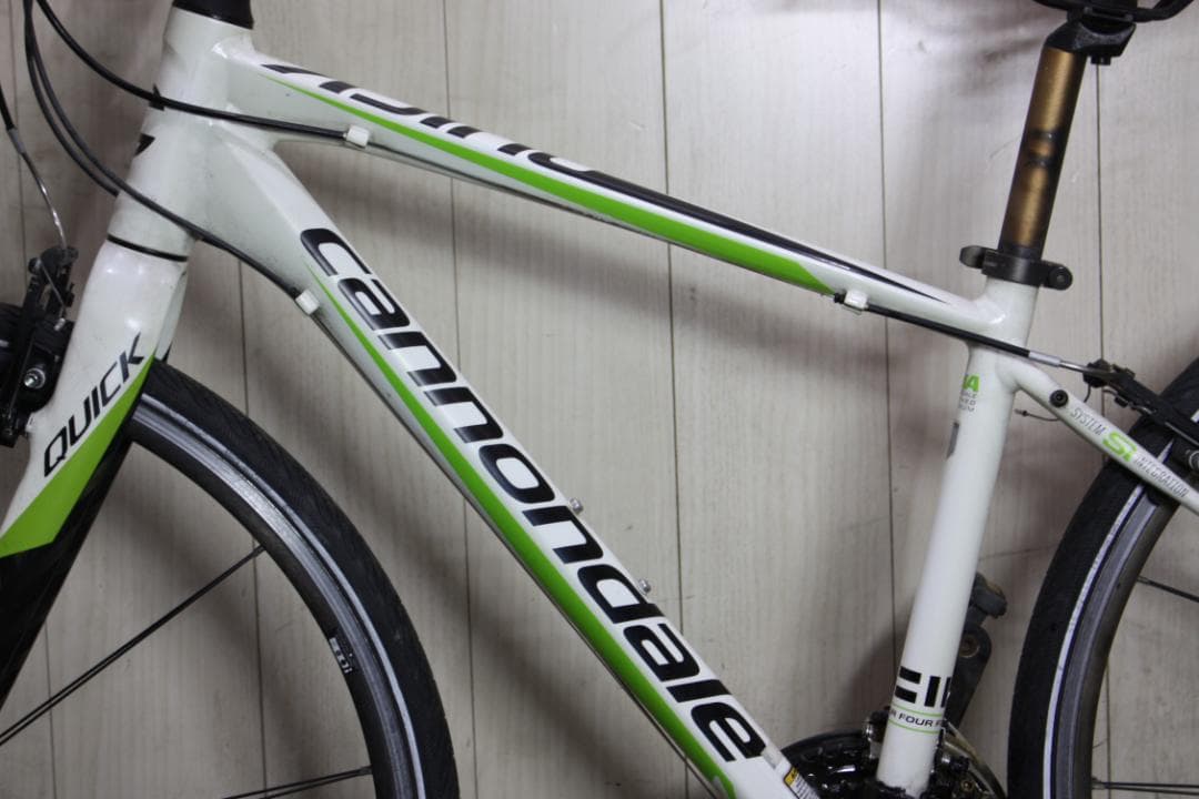 キャノンデールQUICK4 700C アルミ+カーボンフォーク420mmクロス