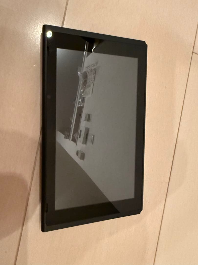 ニンテンドースイッチ 本体のみ　2018年製 初期型