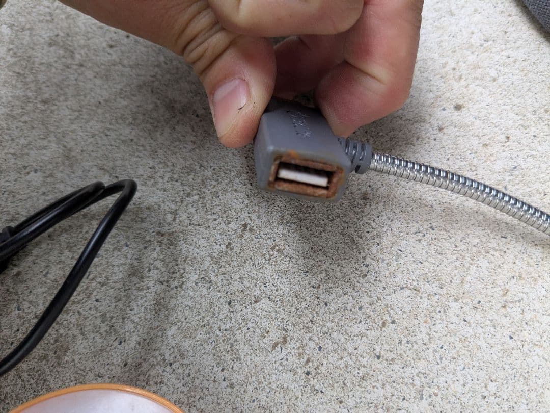 訳あり　BioLite（バイオライト）　ベースキャンプ　焚き火台　調理台