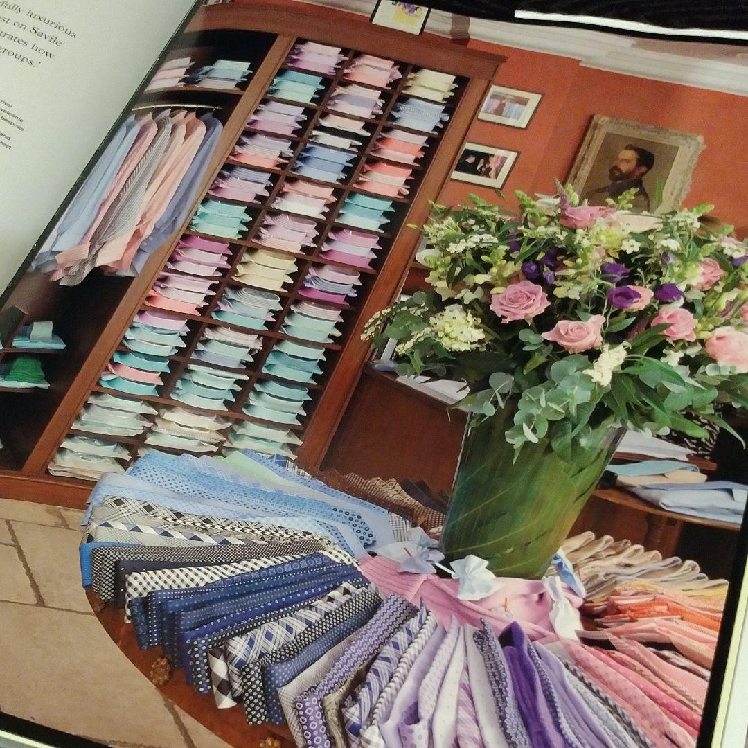 洋書 THE PERFECT GENTLEMAN JAMES