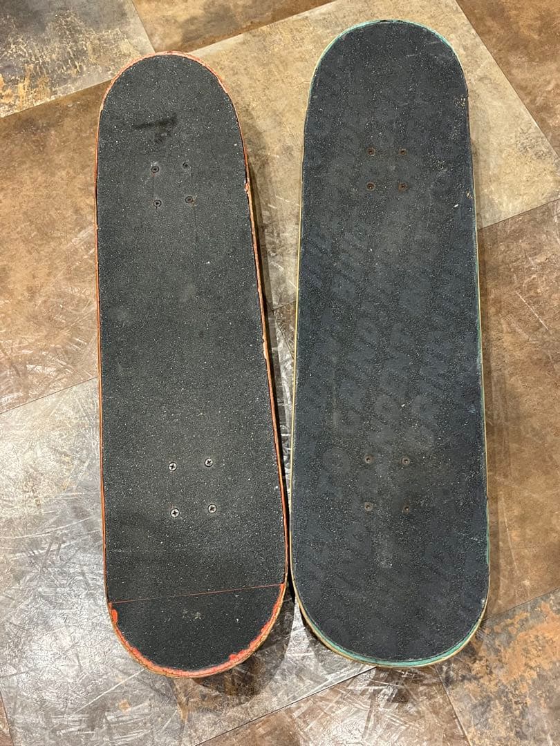 スケボー　2枚セット　ベンチャー　インディペンデント　ボーンズ　コンプリート