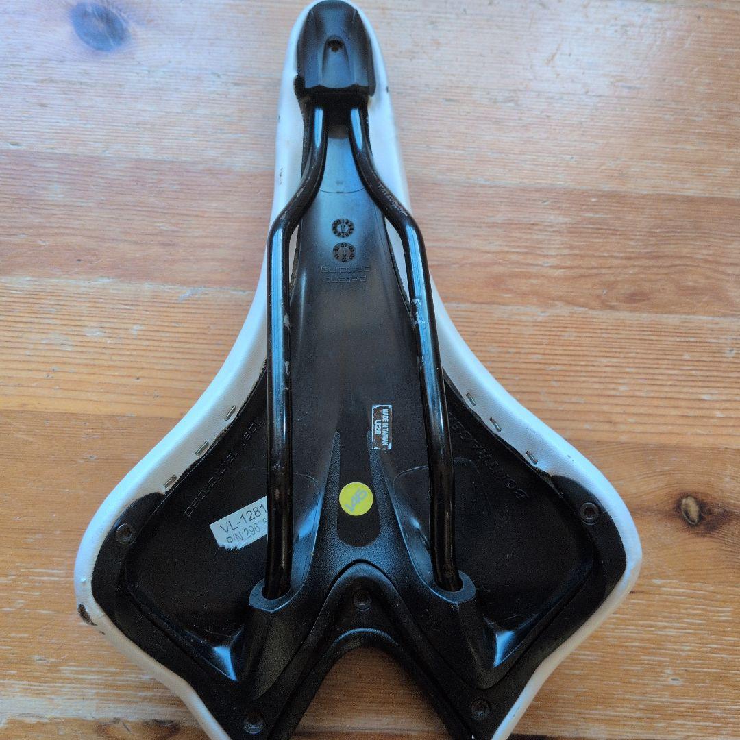 ロードバイクサドル　 JAGUAR BONTRAGER 3種類セット