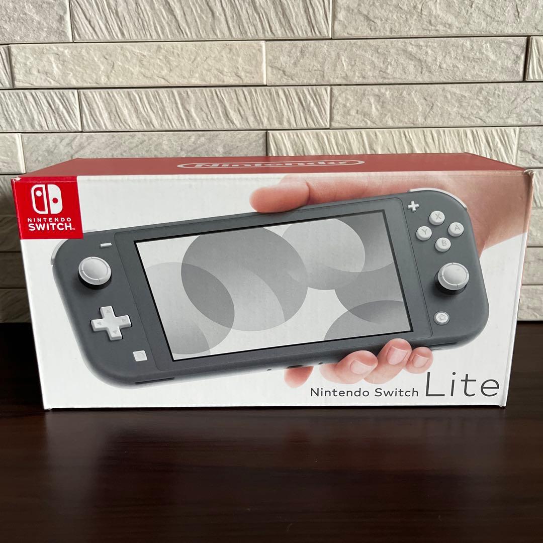 Nintendo Switch Lite &ソフト「大乱闘スマッシュブラザーズ」